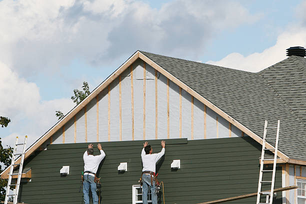 Professional Emergency Siding Repair technician working in North Jackson, OH